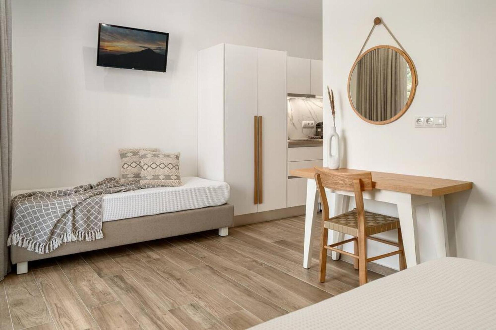 Kayy Apartments 3 In Matala Екстер'єр фото